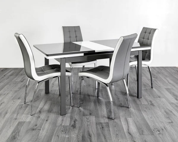 HUSTY GLASS DINING TABLE